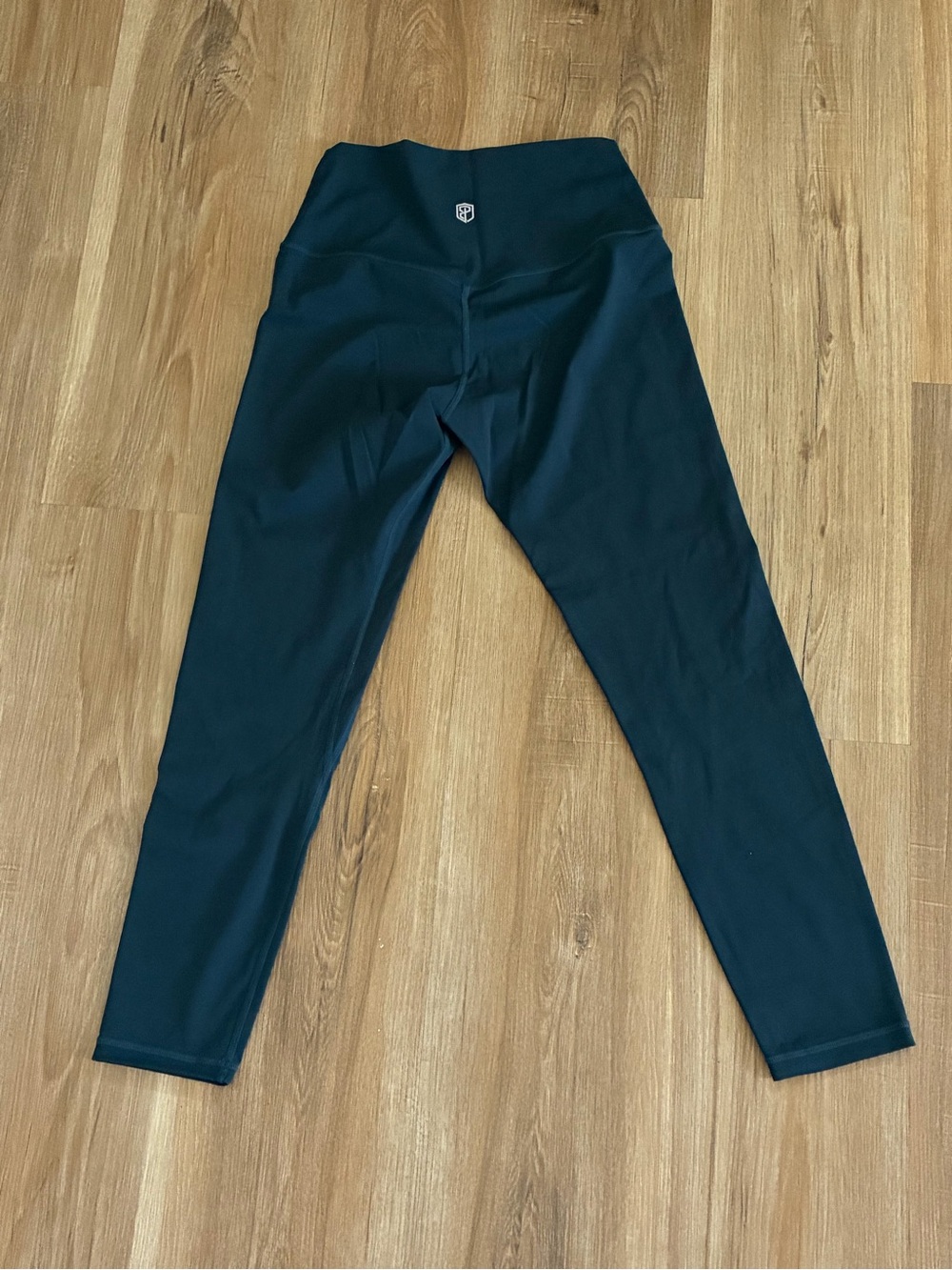 Born Primitive YOUR GO TO LEGGING 2.0 Medium READ